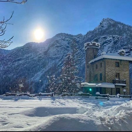 Il Castello Nel Bosco, Appartamento Torrente Champorcher Exterior photo